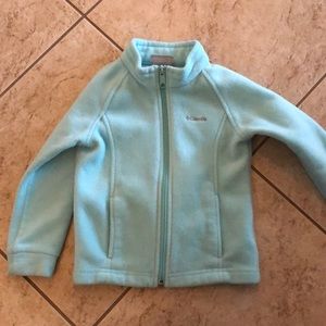 Columbia 4T
